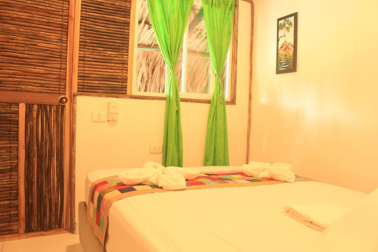 La Natura Hostel & Pool Паломино Екстериор снимка